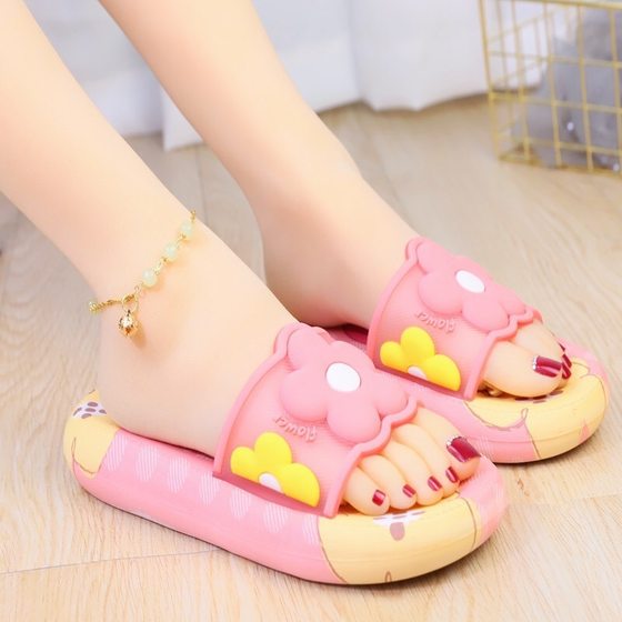 2024 Summer Women's Cartoon Anti-Slip Sandals for Home Soft Soled Bathroom Cartoon Cat Cute Thick Soled Sandals