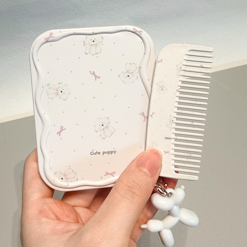 Six little white dogs [makeup mirror + matching comb + ins puppy pendant]