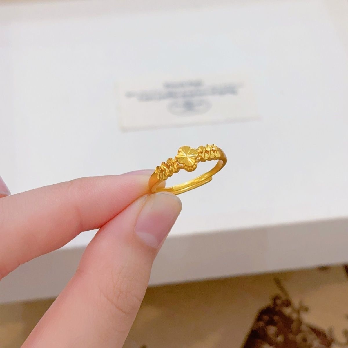 Glücksklee Ring Verstellbar Im Luxuriösen Design Für Damen_voghion.com