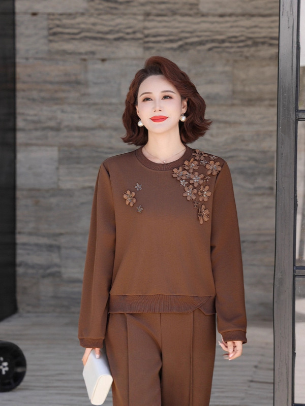 新款时尚妈妈阔腿裤两件套2025秋装中年妈妈装洋气套装女实体批发|undefined