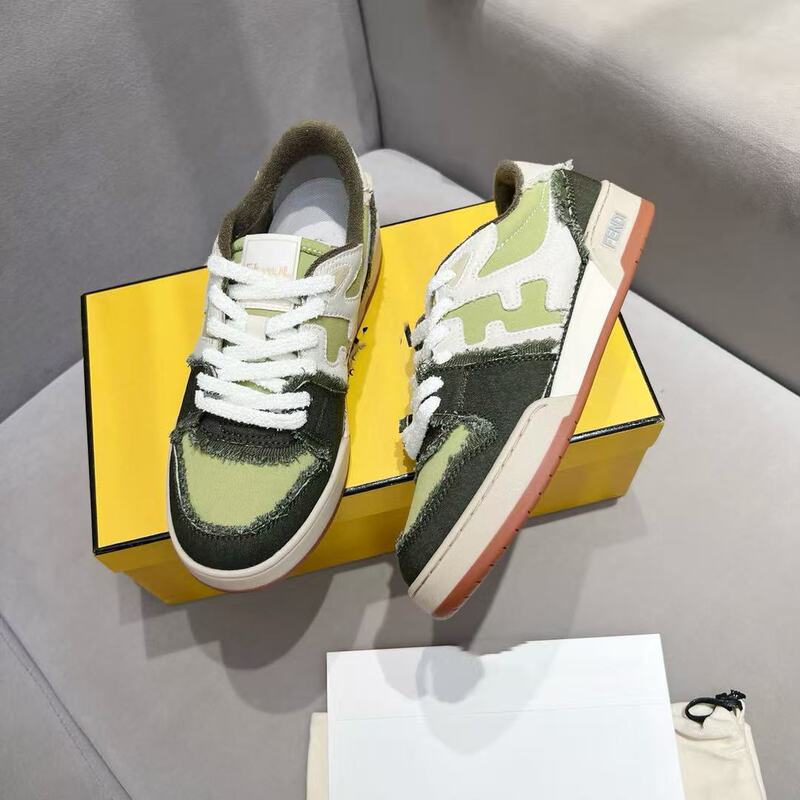 Fendi men's and women's casual sports sneakers with vintage FF letter embroidery, canvas stitching, lace-up, low-top, breathable sneakers Fendi men's and women's casual sports sneakers with vintage FF letter embroidery, canvas stitching, lace-up, low-top, breathable sneakers