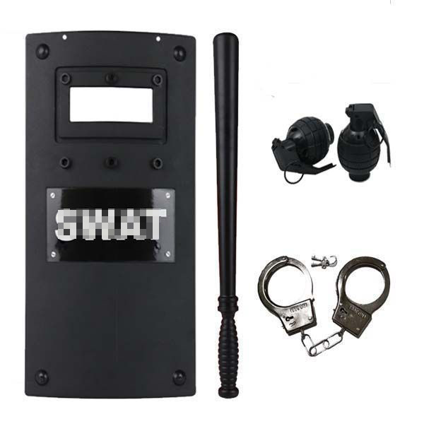 Escudo + palo + esposas + granadas