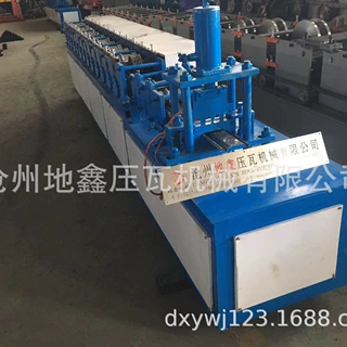 定制卷帘门设备抗风卷帘门机器沧州地鑫压瓦机