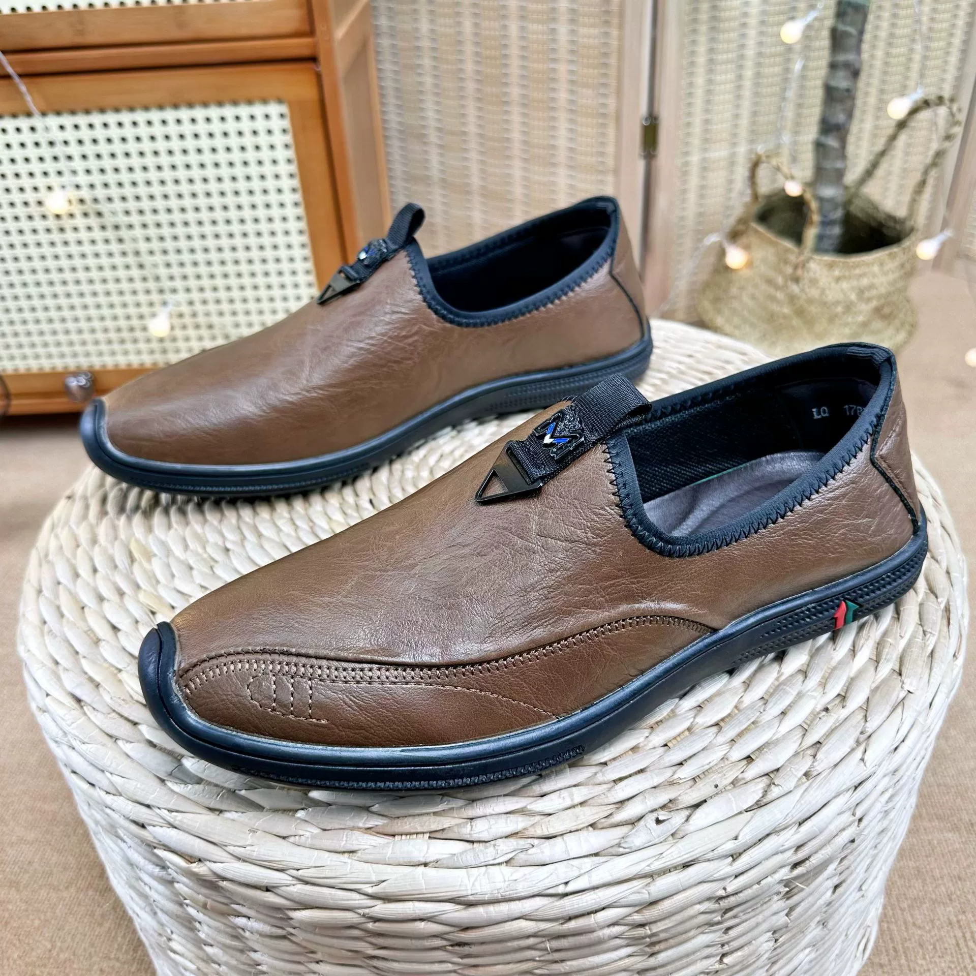 Поколение взрывов кожаной обуви мужская деловая повседневная обувь дышащая мягкая подошва Джокер водительские туфли 17830