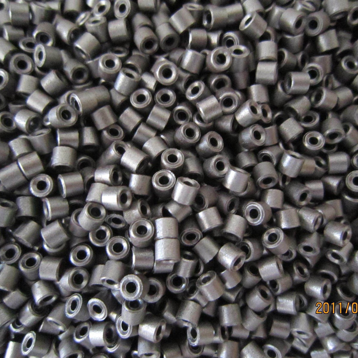 厂家供应 空芯单孔磁珠RH3.5*3*0.8/  RH3.5*3*1.5/  RH3.5*3*1.8