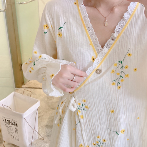 Pure cotton gauze confinement clothes, spring and autumn thin kimono, nursing pajamas, summer pregnant women's postpartum nursing home clothes.