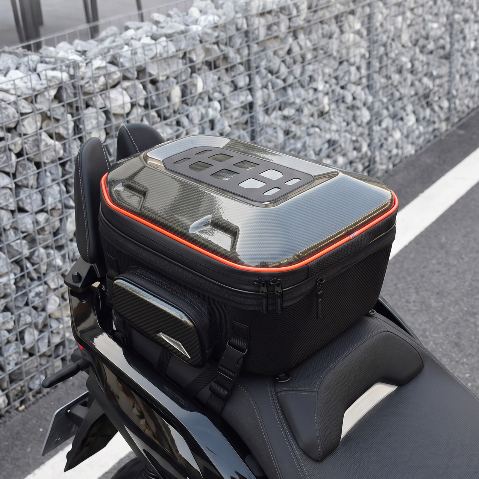 Devil Race hard shell motorcycle rear seat bag, scooter tail bag, can hold full-face helmet, riding backpack