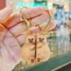 Коричневый