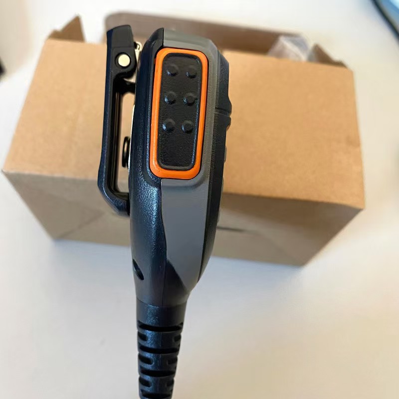 UV9R bicolor a prueba de agua micrófono de mano altavoz a prueba de agua Baofeng intercomunicador micrófono fabricantes al por mayor