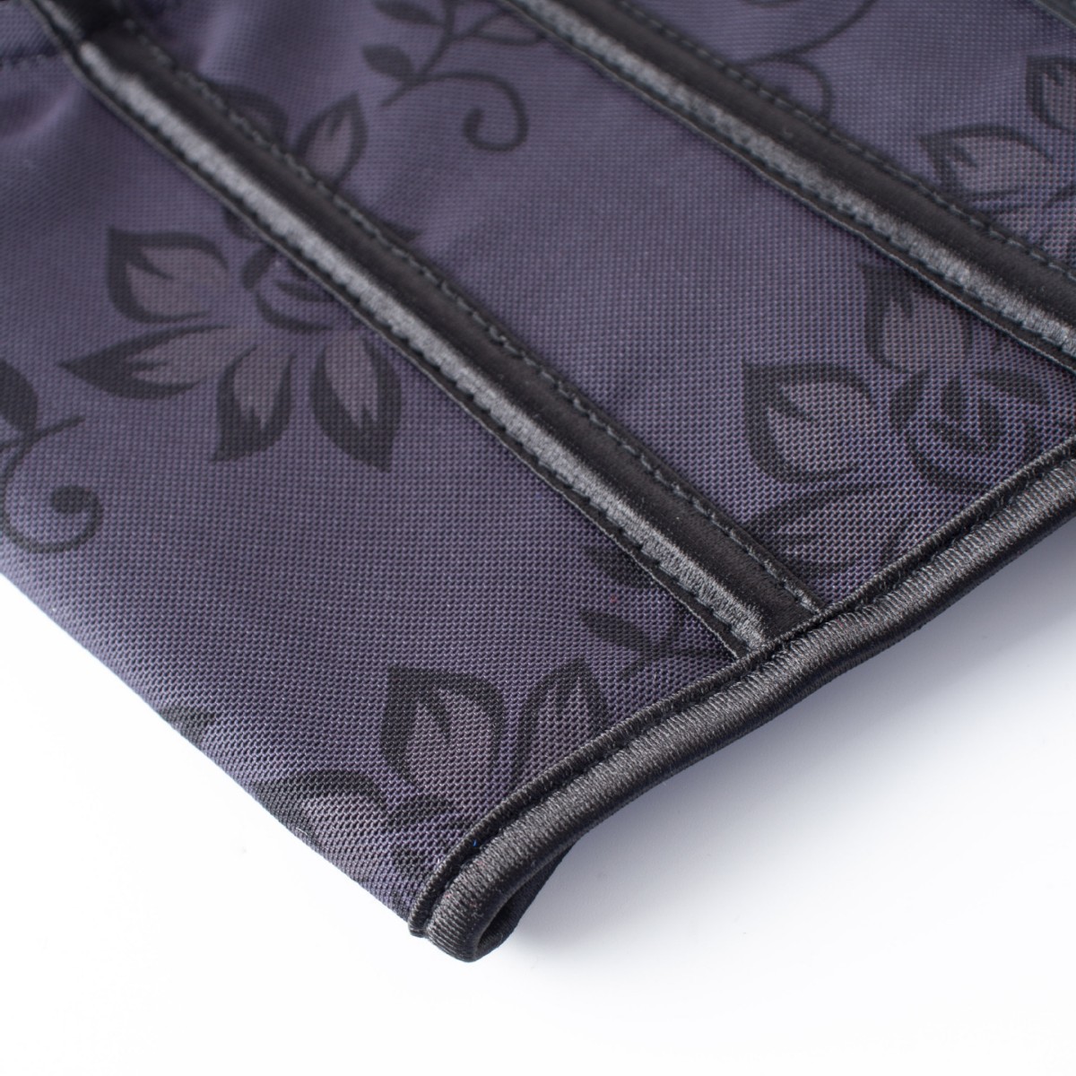 Nuevo estilo francés negro delantera cabina con cojín de pecho para apoyar el pecho para reunir hueso de pescado ajustado vestido exterior transfronterizo