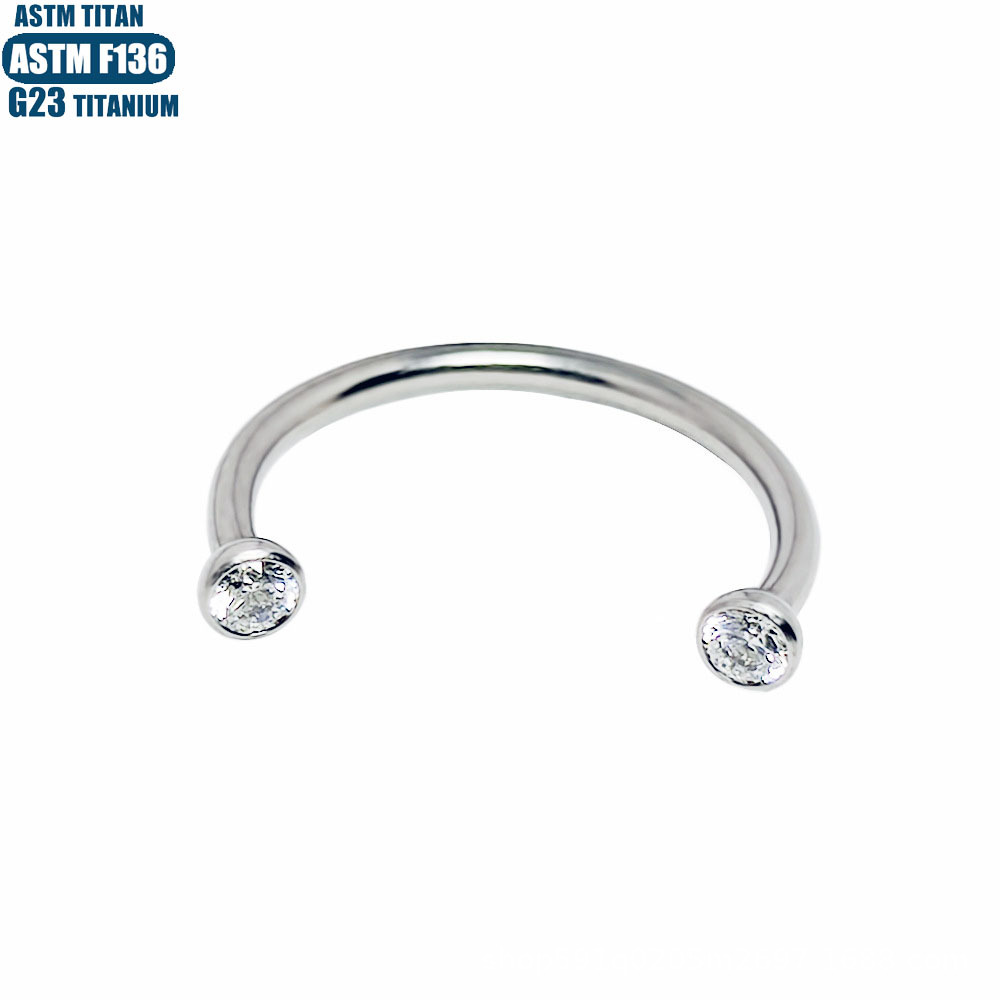 Silver pointed spike labret stud material detail