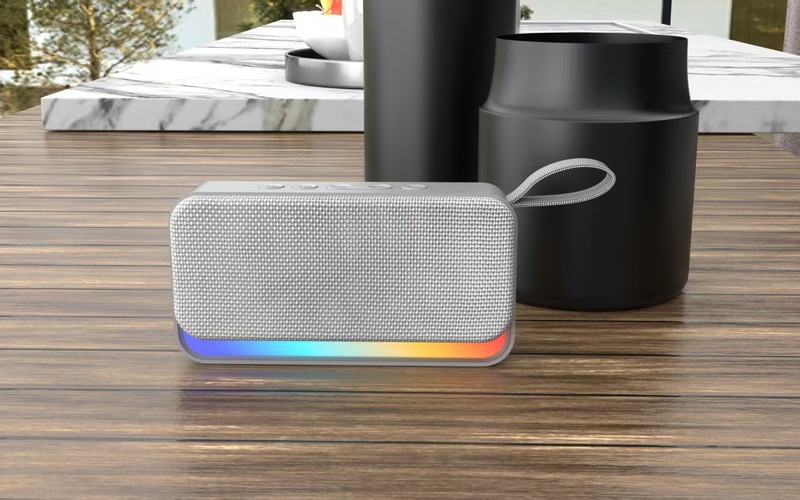 2025 新しい Bluetooth スピーカーワイヤレスサブウーファーカードポータブルクリエイティブリズムクールライトギフトオーディオ|undefined