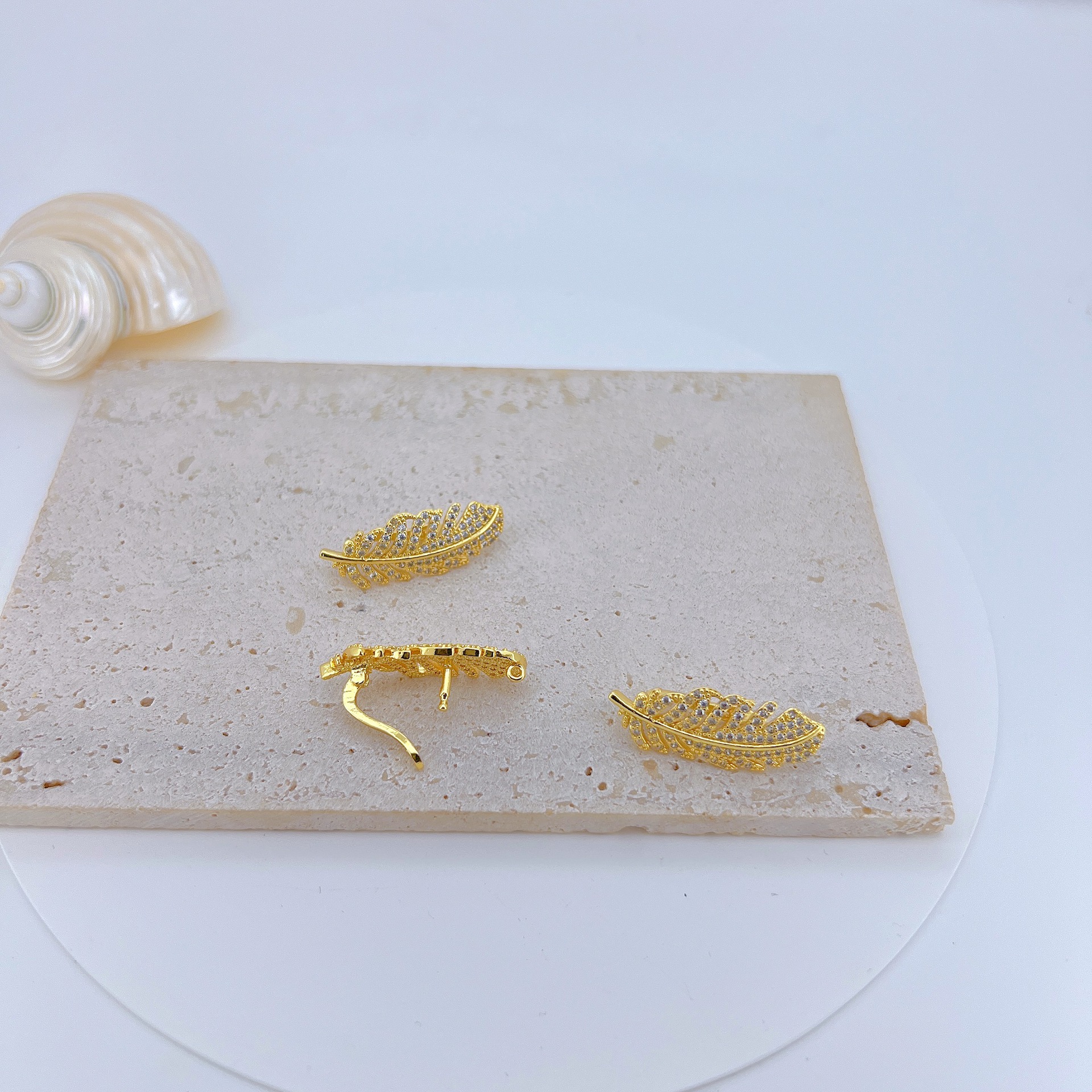 Copper Material 1 Piece 32*12mm Copper Zircon Feather Jewelry Buckle Jewelry Accessories