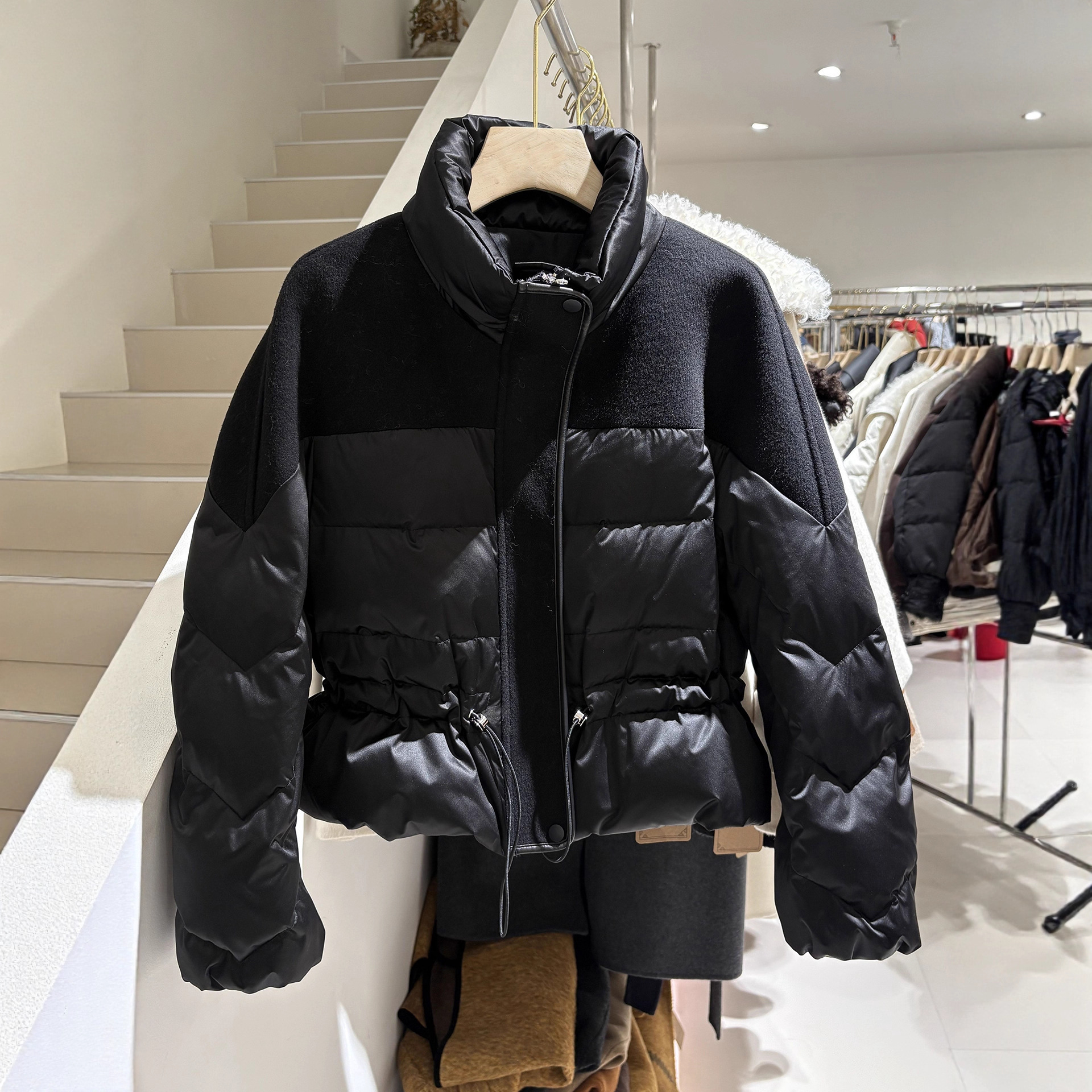 European-Style Stand-Up Collar Double-Sided Cashmere Spliced White Goose down Stylish Short Coat for Women, Winter Waist-Cinching Slim-Fit Petite down Jacket