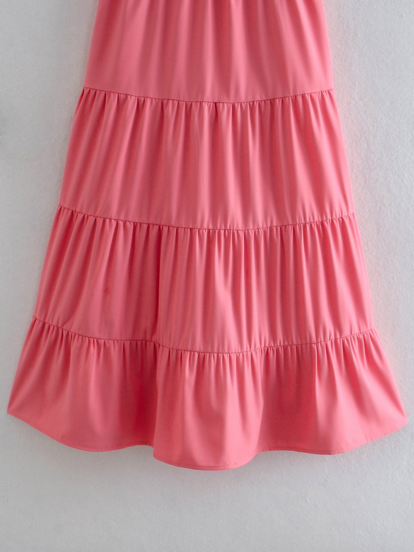 Elastic Contrast Color Pleated Sling Dress NSBRF110945