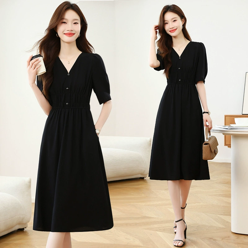 Красивое солнцезащитное платье-миди в цветочный французский черный принт, А-силуэта, для женщин, размер М, лето 2025 года.