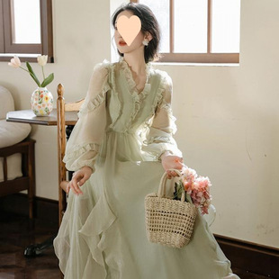 法式高級感長袖連衣裙女春季2025新款小個子綠色紗裙氣質禮服裙子