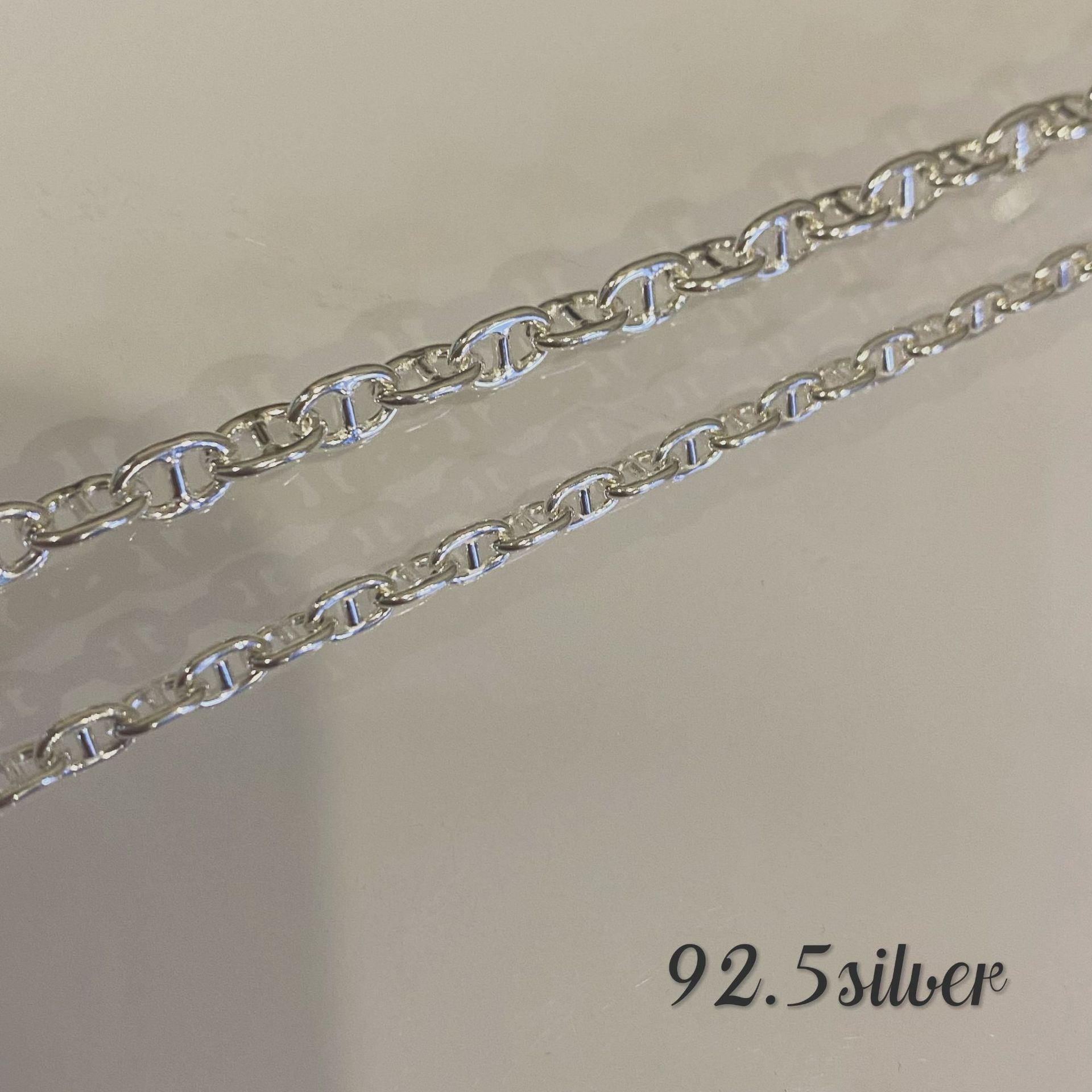 S925純銀豚の鼻のブレスレットはシンプルで個性的なファッションinsです。