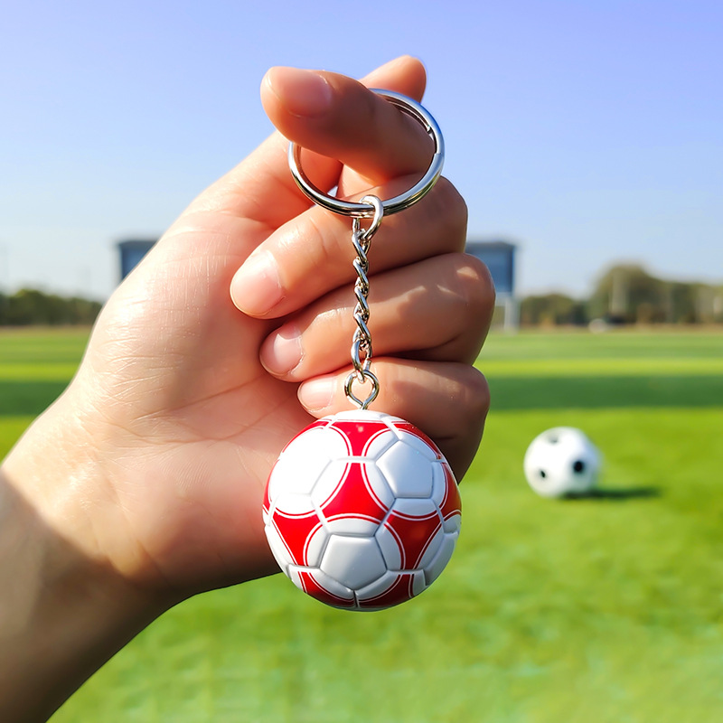 Mini pequeño colgante de fútbol llavero colgante Real Madrid Copa del Mundo regalo de cumpleaños para fanáticos varones