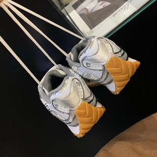 Couple Paris Wang Yibo Zhou Yutong with net red light Torre shoes super fire 2025 new casual sneaker