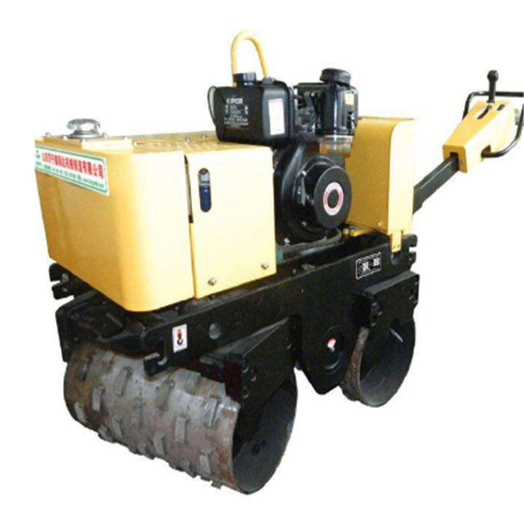 compactador de ruedas de acero de mano 1 tonelada 2 toneladas 3 toneladas rodillo pequeño Yue Gong060 rodillo diesel de mano