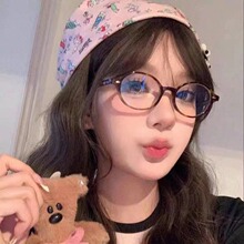 ���츴�����ɫ�����49������������С��ƽ����Ӱ�ļ� 8046
