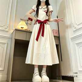 少女甜美2026夏季新款樱桃刺绣连衣裙初高中学生收腰学院风中长裙