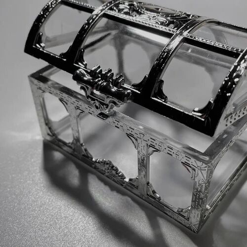 Bored and hide your own treasure! Vintage high-quality transparent treasure chest jewelry box.