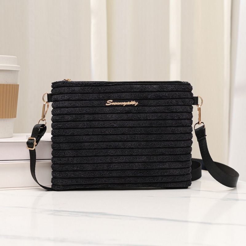 2025 otoño y invierno nueva moda ocio versátil viaje mochila de hombro tela de peluche color sólido bolsos de mujer de gran capacidad image 3
