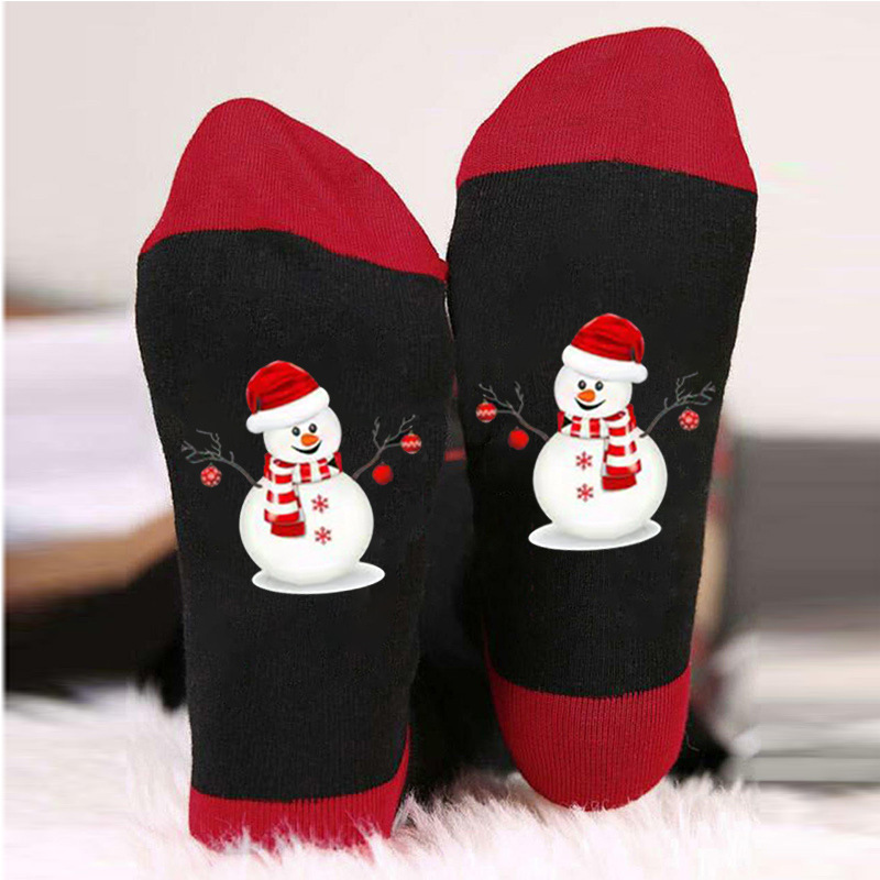 Calcetines navideños con letras de colores en contraste, estampado de muñeco de nieve, calcetines unisex de algodón con elementos navideños para comercio exterior.