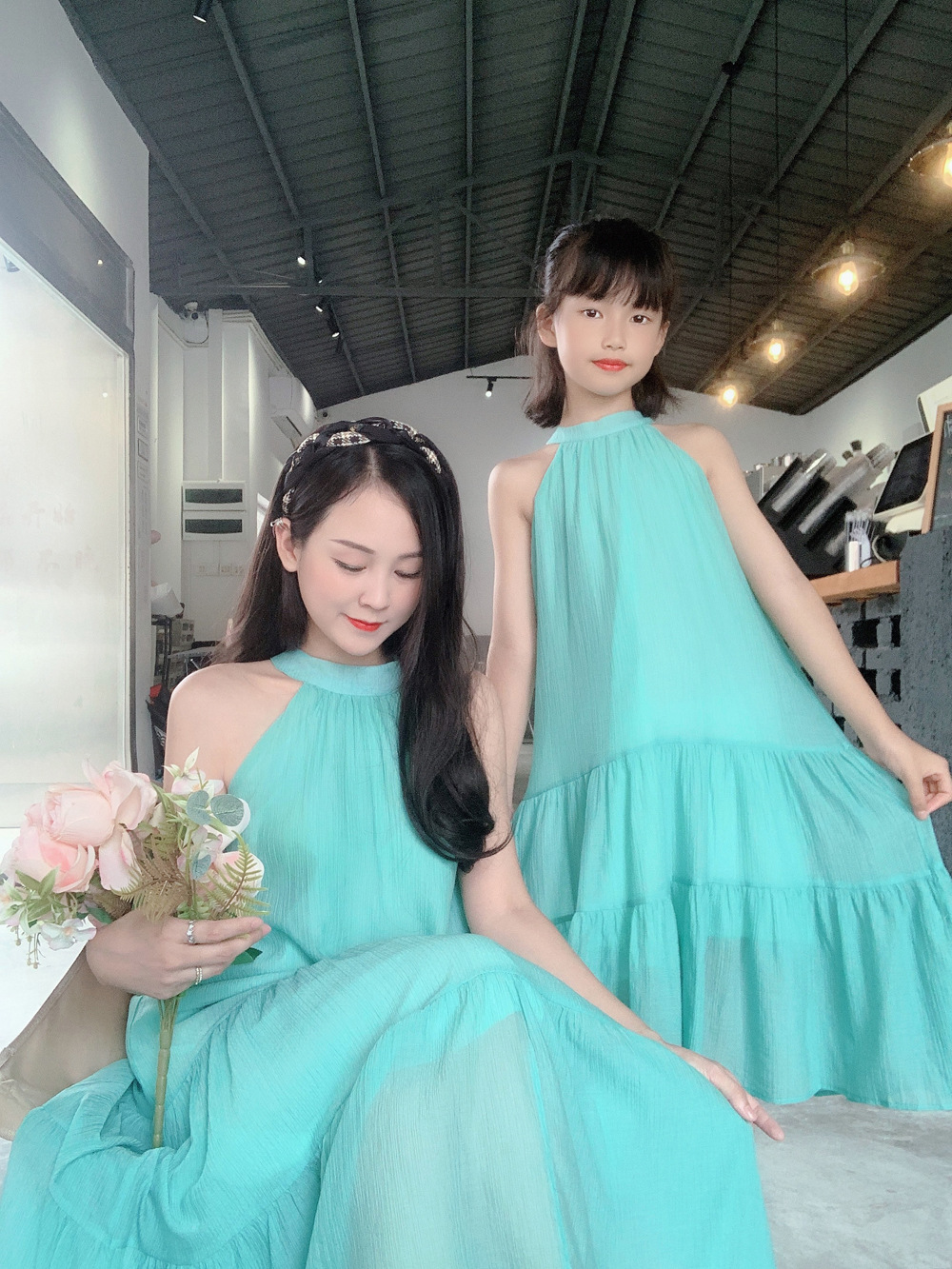 2024 summer new parent-child mother and daughter French mint green hanging neck dress Sanya beach vacation