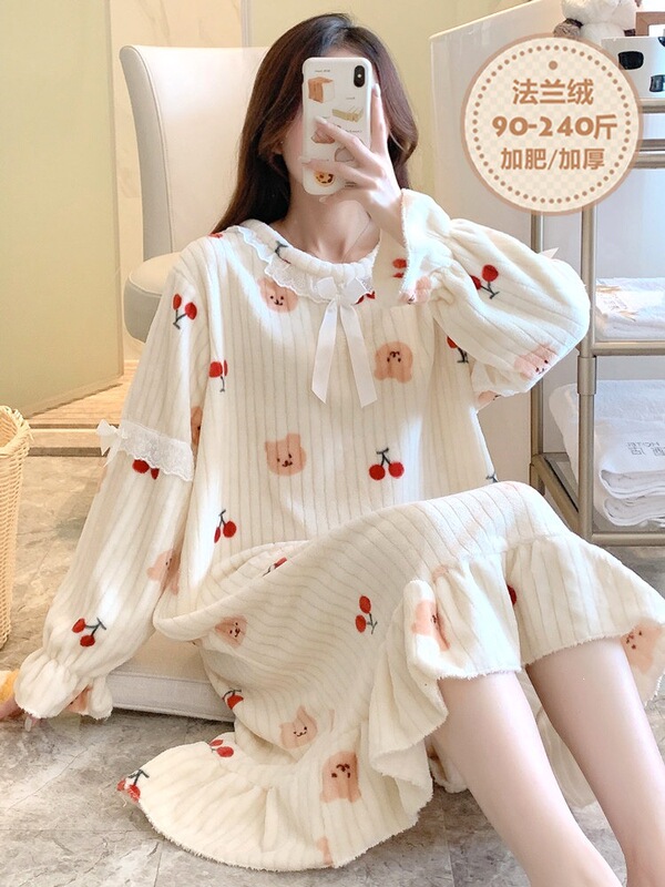 Women's flannel pajamas, autumn and winter thin fleece coral fleece nightgown, plus-size long dress for pregnant women