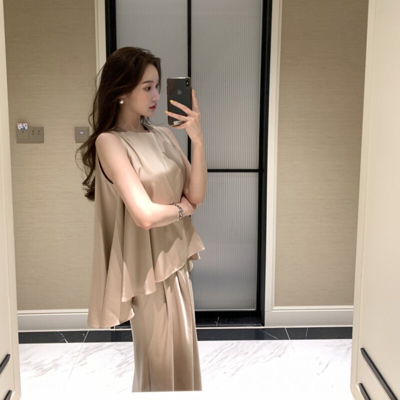 Salt Style Wear suit Women's 2024 New Summer High-end Sense Elegant Royal Sister Acetic Acid Sleeveless Top Skirt
