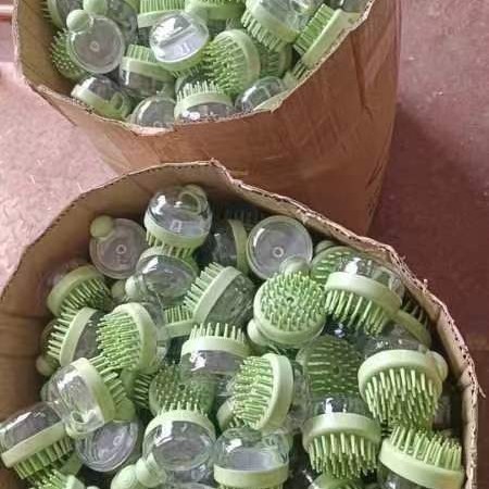 짧은 녹색 두꺼운