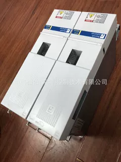 德国博世力士乐，伺服驱动器DKC02.3-040-7-FW DKC03.3-040-7-FW