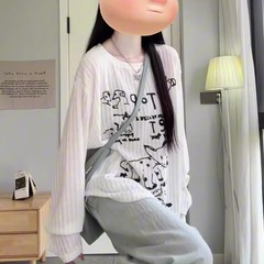 小狗印花薄款防晒罩衫长袖白色T恤女春秋打底内搭小狗正肩上衣潮