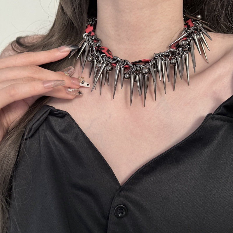 69g Weight Gothic Vintage Style Irregular Alloy Chain-free Choker Wholesale