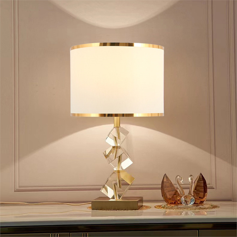 Light Luxury High-End Crystal Table Lamp Bedside Lamp Bedroom Warm Simple Modern Decoration Living Room American-Style Homestay Hotel Light Luxury High-End Crystal Table Lamp Bedside Lamp Bedroom Warm Simple Modern Decoration Living Room American-Style Homestay Hotel
