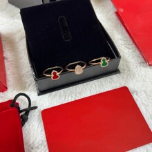 V����J��ָŮ18Kõ���С̖����Ȼ��ؐĸָ�h���׵�ɫƽ���i