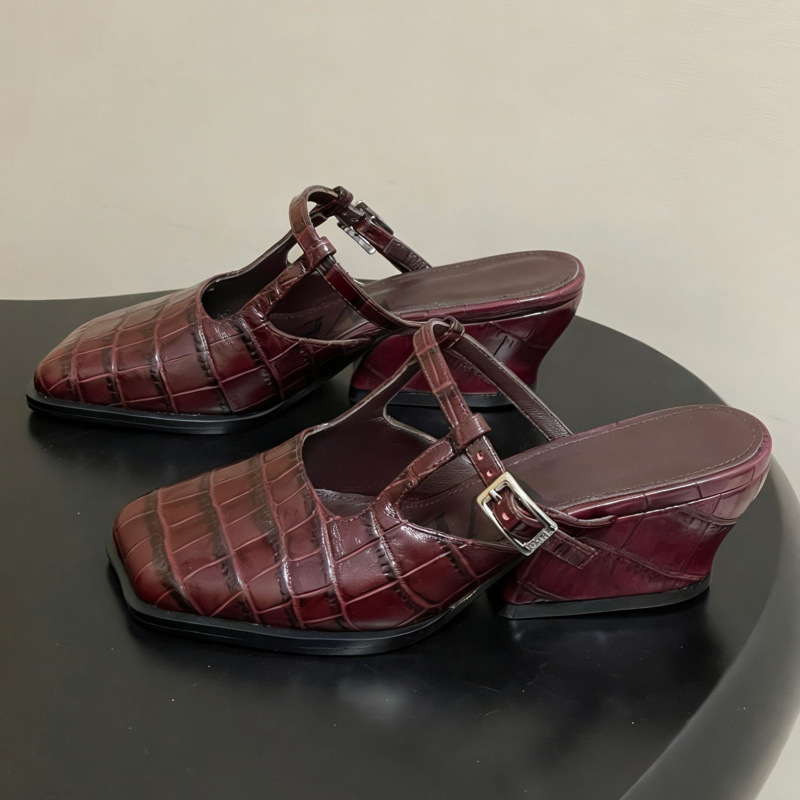 Women's Thick Sole Wedge Slippers With T-strap And Crocodile Print_voghion.com