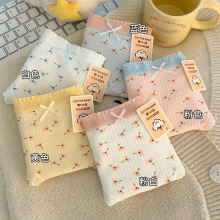10A�־��¿������ڿ�Ů���޵׵����������׷�͸��ѧ����Ů���ǿ�