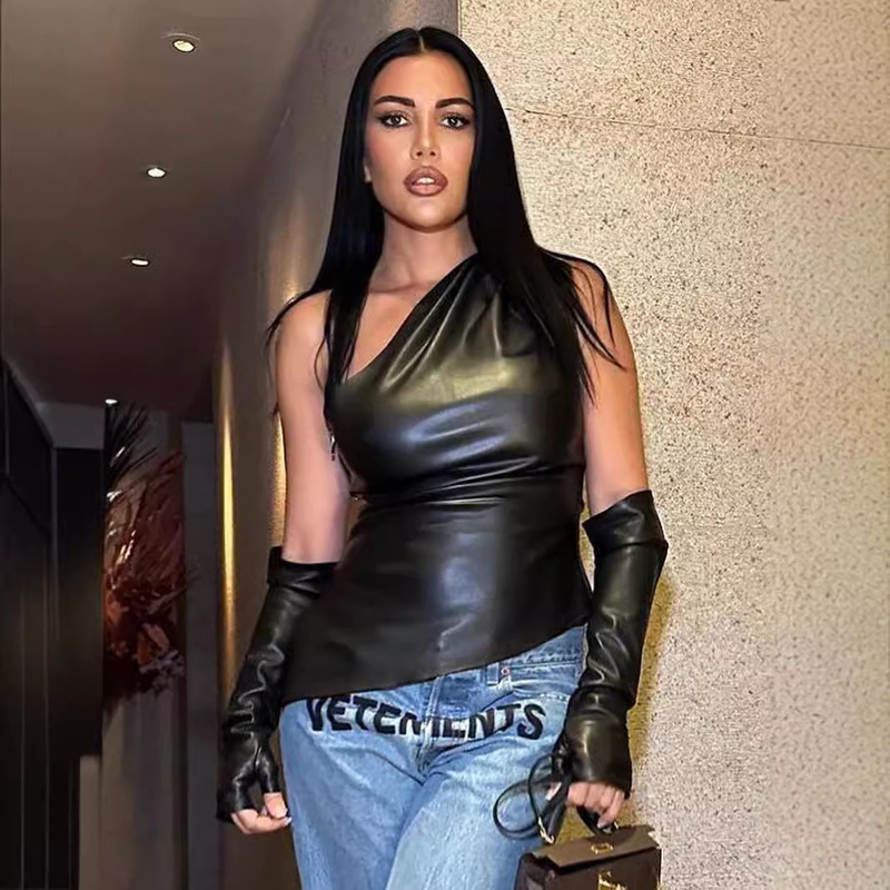 European and American Clothing 2024 Autum New Street Fashion Sleeveless Slant Collar Pu Leather Vest with Sleeves Top Women's Suit European and American Clothing 2024 Autum New Street Fashion Sleeveless Slant Collar Pu Leather Vest with Sleeves Top Women's Suit