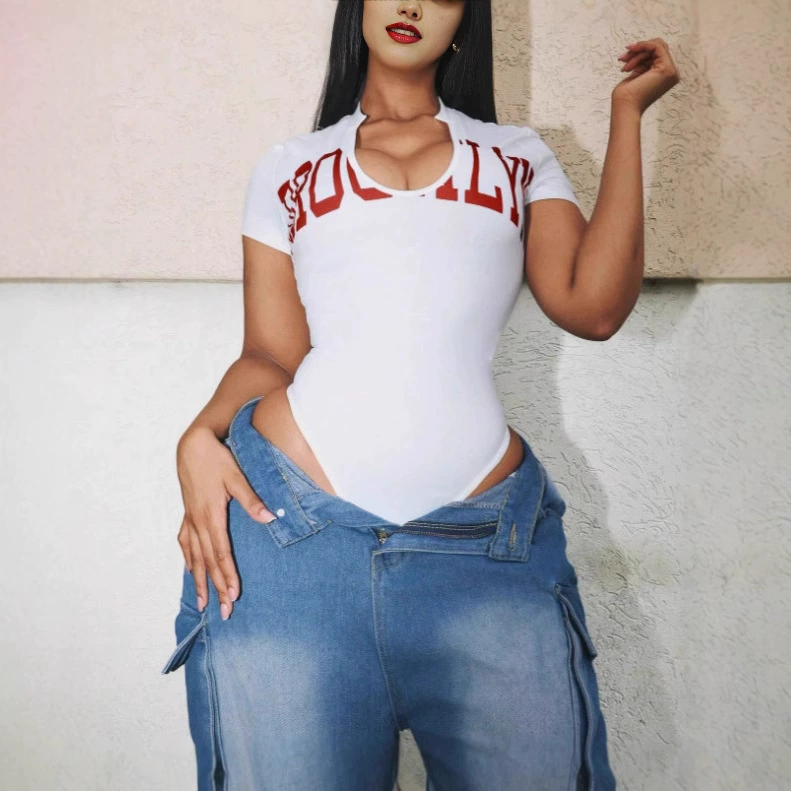 Летний облегающий бодикод в комбинированном костюме, с V-образным вырезом, slim fit