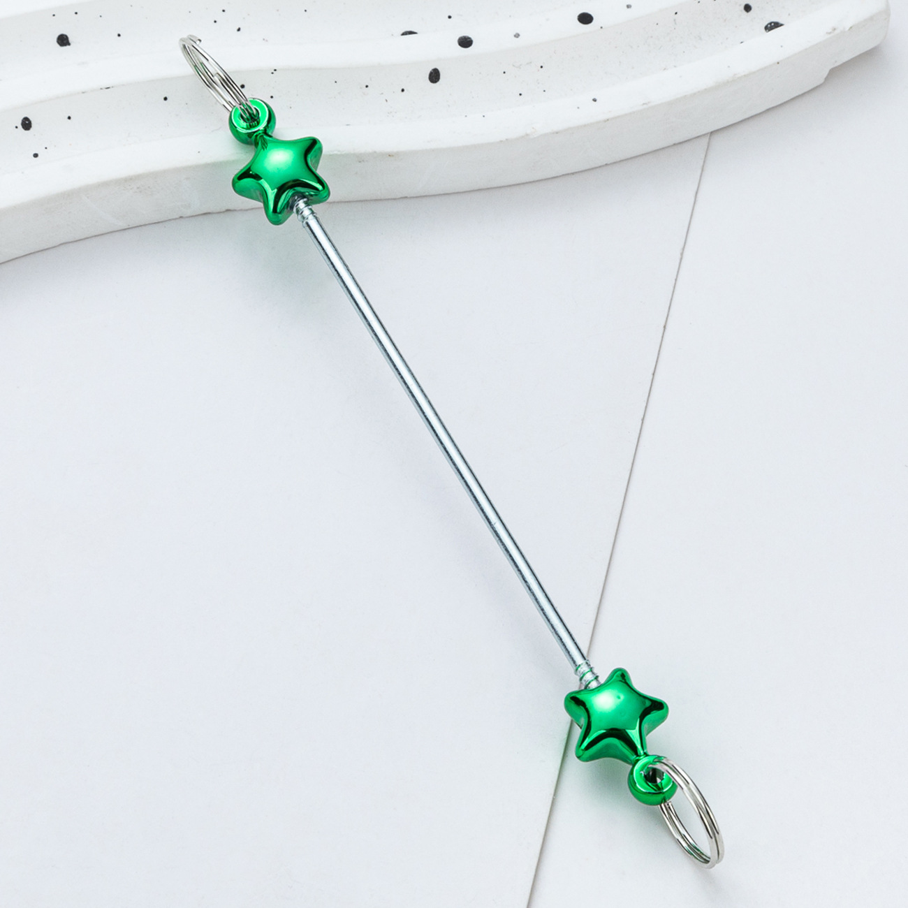 Creativo colgante de accesorios de llavero de amor con cuentas de bricolaje nuevo poste de plástico con cuentas accesorios de llavero con cuentas