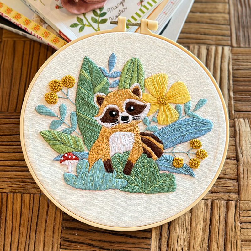 Botones bordados a mano DiDi material paquete de dibujos animados animales bordados cruzados niños cuelgan pinturas Lu bordado decoración creativa de oso de salón