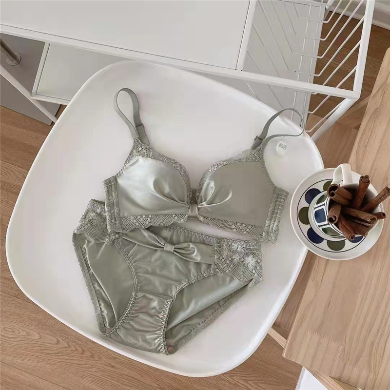 New product without steel ring sexy lace girl underwear gathering adjustment silk bow bra set_voghion.com