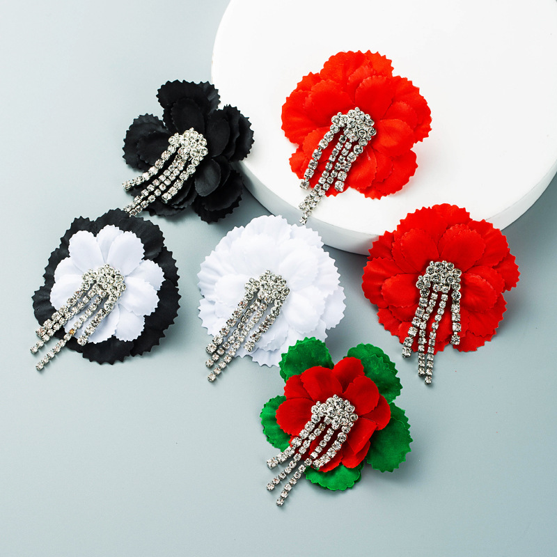 Cross-border New Arrival Exaggerated Alloy Diamond Ins Style Cloth Large Flower Earrings Female Tassel Za Earring With Same Kind Wholesale display picture 2