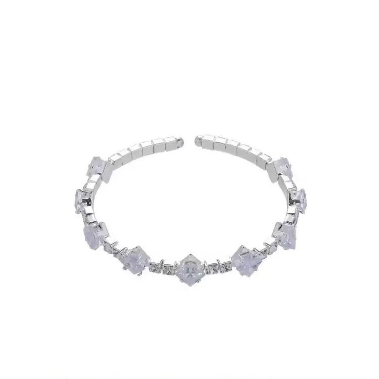 Light Luxury Exquisite Super Flash Rhombus Rhinestone Geometric Bracelet Diamond Inlaid Design Sense Fashion Trendy_voghion.com