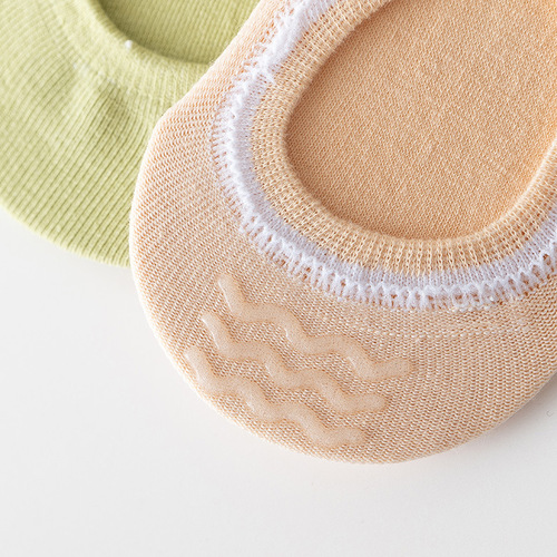 Boneless suture summer thin Korean ins trendy flower girls shallow mouth low-cut non-slip silicone invisible socks