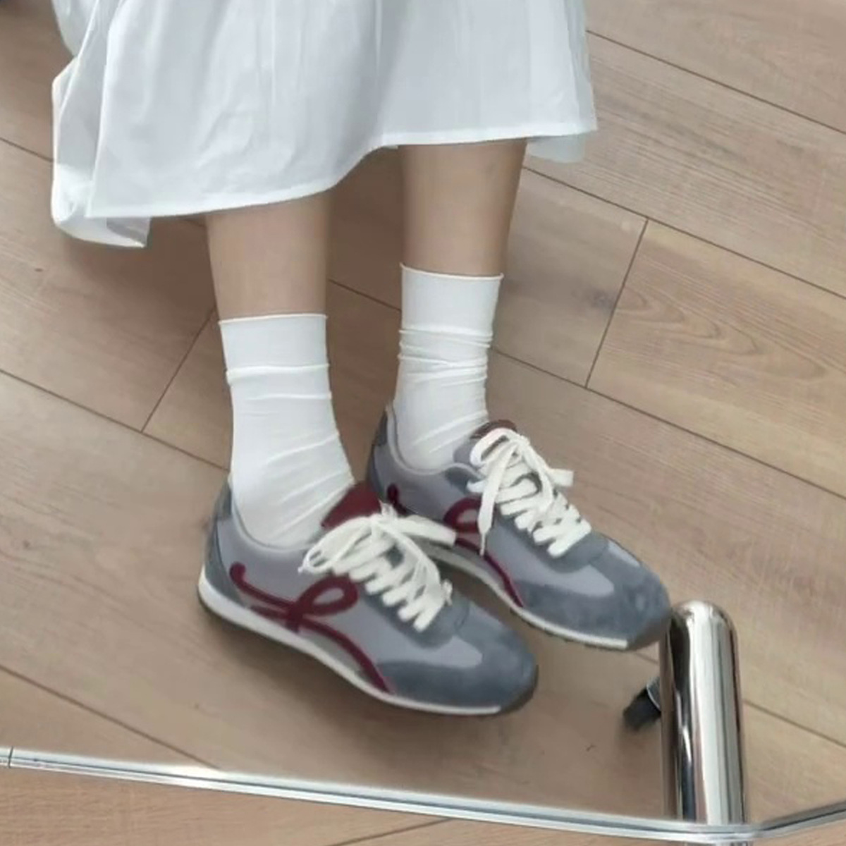 Versión de piel de vaca ~ Zapatos de entrenamiento alemán retro, zapatos deportivos casuales con cordones a juego de colores de todo fósforo, zapatos blancos planos para mujer, zapatos Forrest Gump